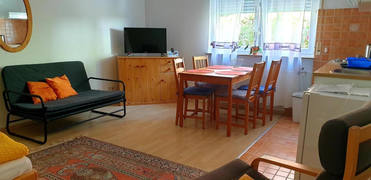 Apartmenthaus "Zum Lowen" Heidelberg - Ziegelhausen Dış mekan fotoğraf