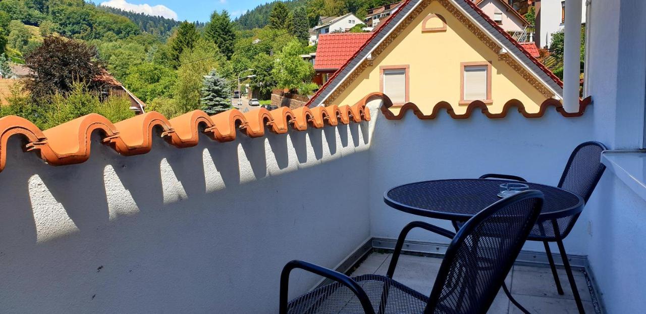Apartmenthaus "Zum Lowen" Heidelberg - Ziegelhausen Dış mekan fotoğraf