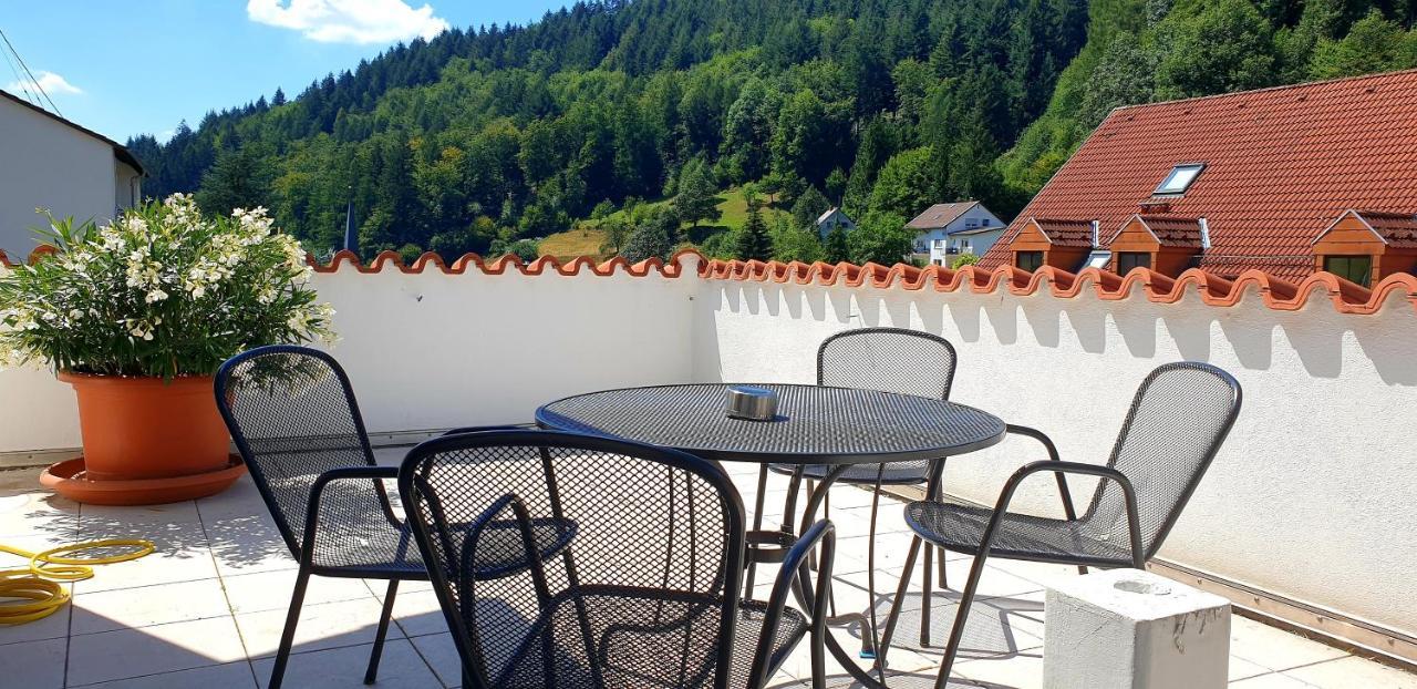 Apartmenthaus "Zum Lowen" Heidelberg - Ziegelhausen Dış mekan fotoğraf