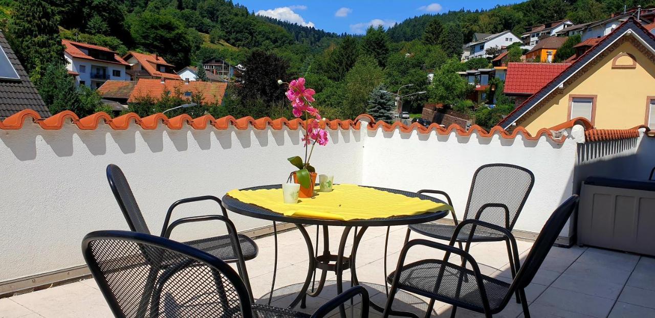 Apartmenthaus "Zum Lowen" Heidelberg - Ziegelhausen Dış mekan fotoğraf
